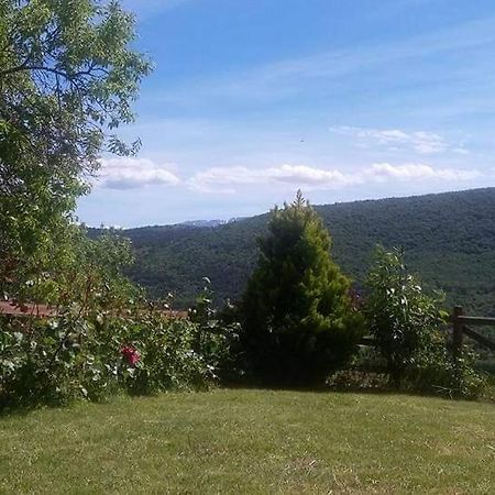 Notti Magiche Bed and Breakfast Castelvecchio Calvisio Exterior foto