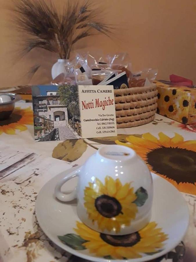Notti Magiche Bed and Breakfast Castelvecchio Calvisio Exterior foto